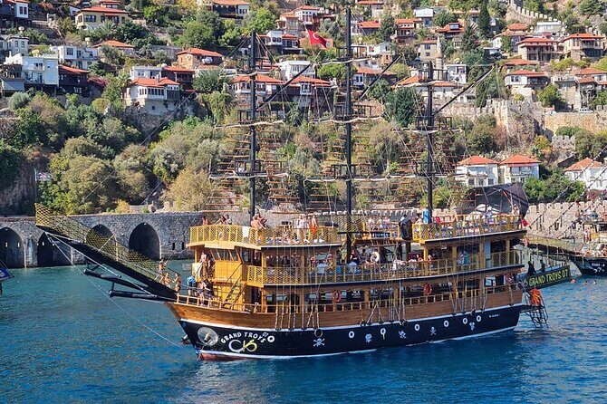 Alanya All Inclusive Pirate Boat Trip With Hotel Transfer - Getting There: Alanya Limani and Hotel Pickup Reality