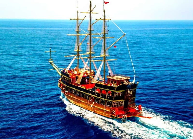 Alanya: Biggest Pirate Boat Tour with Soft Drinks and Lunch - Key points before you go