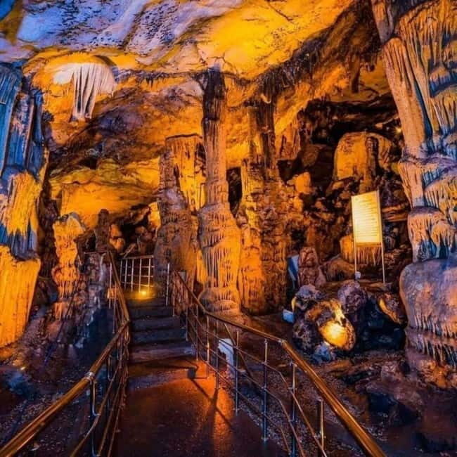 Alanya: Castle Tour with Damlatas Cave & Cable Car Options - Stop 2: Damlataş Cave for History and a Cool Down