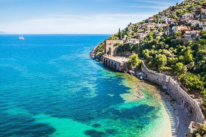 Alanya Catamaran Boat Tour with Lunch, Soft Drinks & Transfer - A smooth 5 hours on the Alanya sea