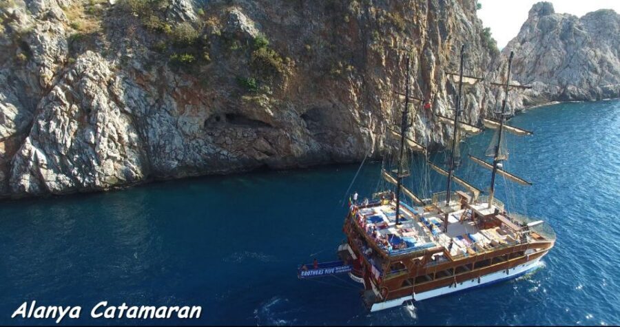 Alanya: Catamaran Boat Trip with Sunbathing and Swimming - Key Points at a Glance
