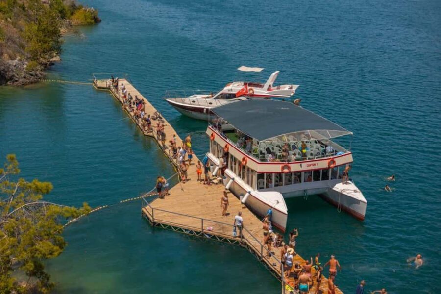 Alanya: Green Canyon Boat Tour with Lunch & Soft Drinks - On the water in the Green Canyon: what those ~3 hours feel like