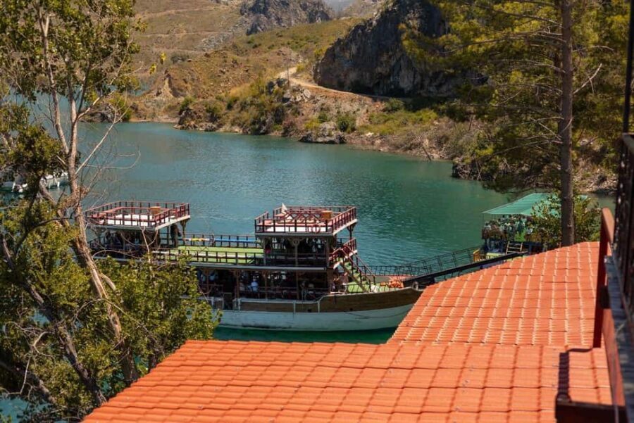 Alanya: Green Canyon Boat Tour with Lunch & Soft Drinks - Fishing with provided rods: fun, but keep it short in your head