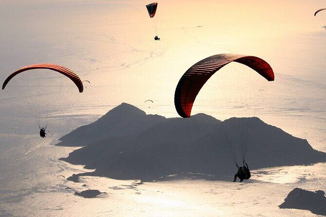 Alanya Paragliding Experience By Local Expert Pilots - Landing and the photo/video reality check