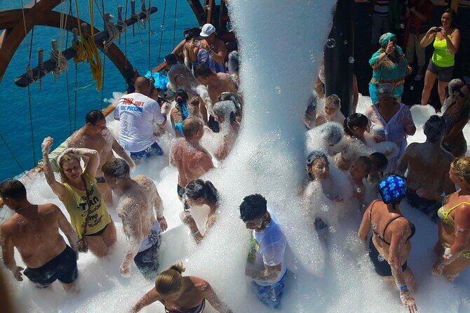 Alanya Pirate Boat Tour with Lunch, Soft Drinks & Transfer - Who This Tour Suits Best (and Who Should Skip It)