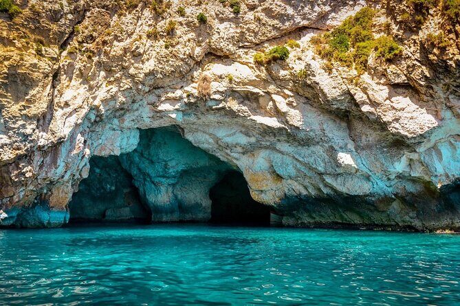 Alanya Pirate Boat Trip All-Inclusive with Lunch & Transfers - Cruising Along Alanya’s Coast: Caves, Cliffs, and Famous Shore Spots