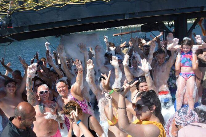 Alanya Pirate Boat Trip All-Inclusive with Lunch & Transfers - Wildlife Chances Off the Alanya Coast (But Keep It Real)