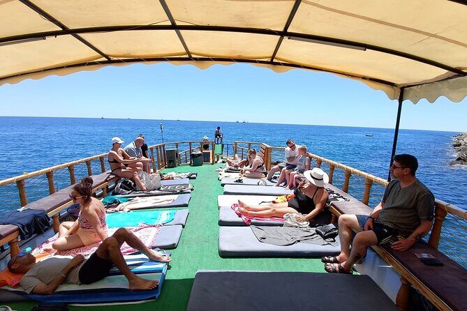 Alanya Relaxing Boat Tour with Lunch, Soft Drinks & Transfer - Deck Comfort, Music Level, and the Crew’s Style