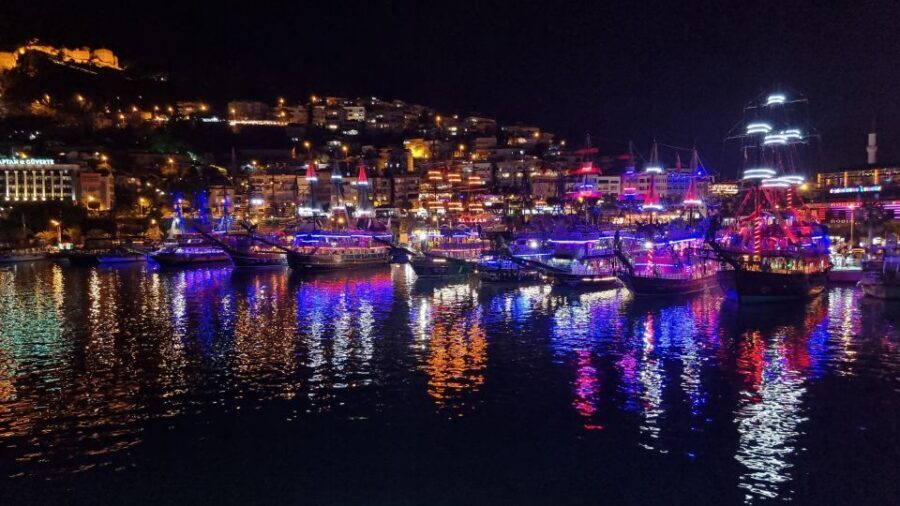 Alanya: Sunset Cruise with Dinner - The sunset part: open sea, then back to port