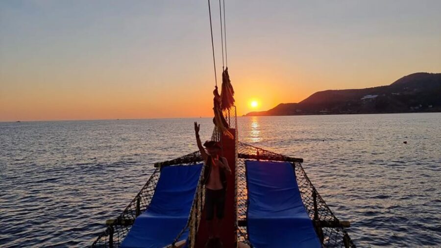 Alanya: Sunset Cruise with Dinner and Foam Party - Practical tips so your evening goes smoothly