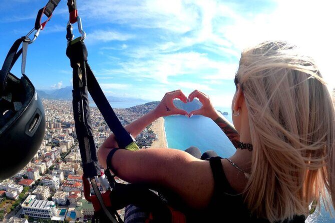 Alanya Tandem Paragliding Everyday w/ Free Hotel Transfer - Timing and small-group reality: 1 hour 30 minutes feels short