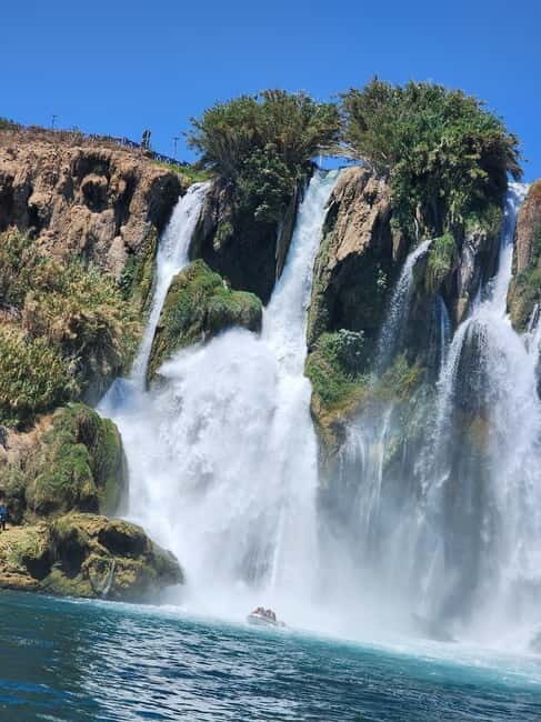 Antalya: 2-hourYachtTour toLowerDudenFalls with audioİnfo - Lower Duden Falls: The 50-Meter Moment at Sea Level