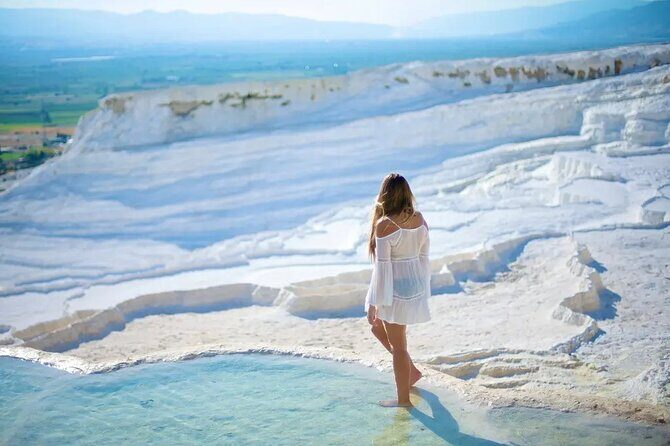 Antalya: Full-Day Pamukkale and Hierapolis Tour & Lunch - Pamukkale’s Cotton Palace terraces: how to enjoy the snow-white calcium without rushing