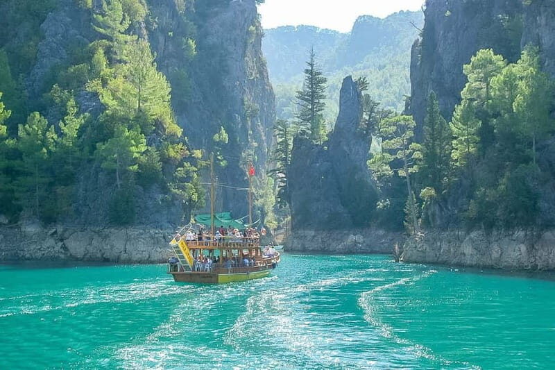 Antalya: Green Canyon Boat Trip w/Lunch near Green Lake - The main event: cruising the 14-kilometer Grand Canyon and 3-kilometer Little Canyon