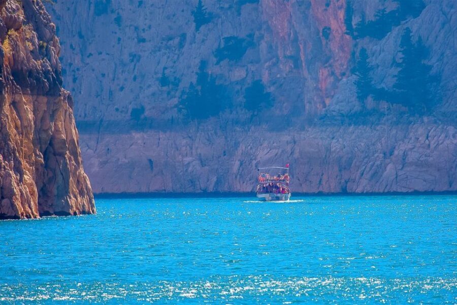 Antalya: Green Canyon Boat Trip w/Lunch near Green Lake - Keep an eye out for the rare brown fish owl