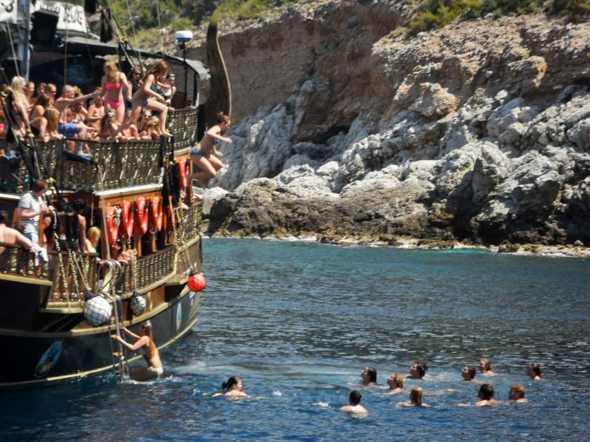 Antalya & Kemer: Pirate Boat Tour With Foam Party & Swimming - The in-between sailing time: fun atmosphere without losing your day