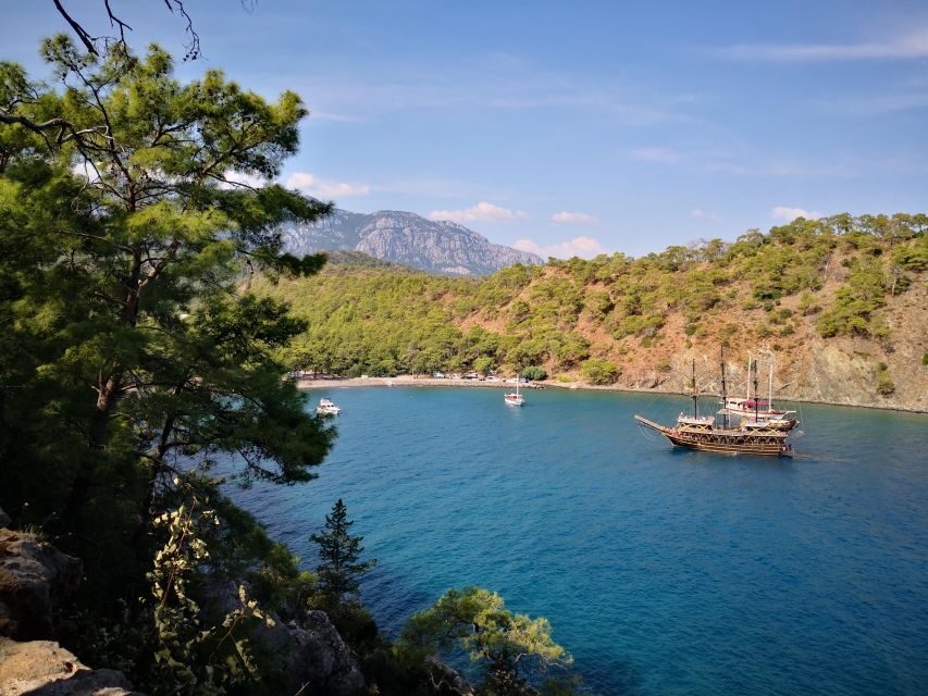 Antalya & Kemer: Pirate Boat Tour With Foam Party & Swimming - Who should book this cruise (and who should skip it)