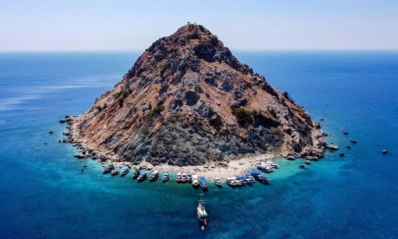 Antalya/Kemer: Suluada Boat Tour with Bays & Maldives Beach - From Kemer/Antalya to Adrasan port: the transfer rhythm that shapes your day