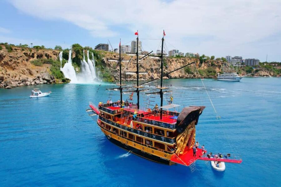 Antalya: Lara Pirate Boat Trip with Lunch and Pickup - Pirate-ship vibes on the Antalya coast