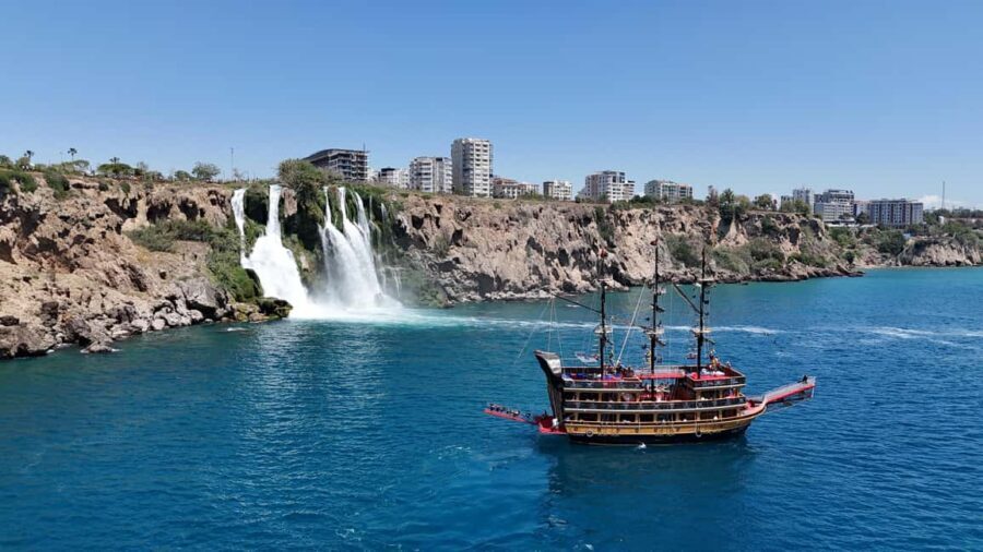 Antalya: Lara Pirate Boat Trip with Lunch and Pickup - Hotel pickup and timing: how to avoid stress