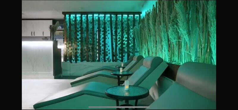 Antalya: Turkish Bath with Peeling Foam and Oil Massage - Facilities, timing, and who this Turkish bath fits best