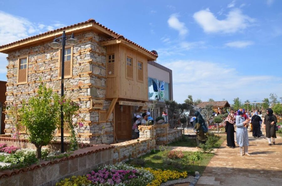 City of Side: Altinbesik Cave and Ormana Tour with Boat Ride - Traditional house and tea hospitality: how it feels on the ground