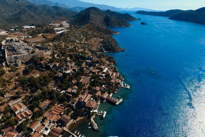 Deluxe Sunken City Boat Guided Tour From Kas - Boat comfort, English guide, and why group size matters