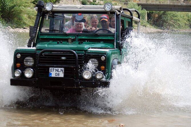 Discover the Taurus Mountains with Alanya Jeep Safari Tour - The water-gun battle: how to stay in control of your comfort