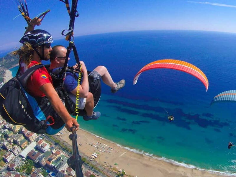 From Antalya: Alanya Paragliding Experience with Beach Visit - The tandem flight over Cleopatra’s Bay: what it feels like in the air