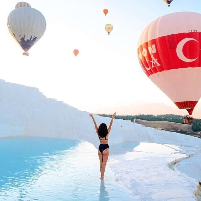 From Antalya: Pamukkale Hot Air Balloon Flight with Lunch - Landing day: walking Pamukkale and Hierapolis at a sensible pace