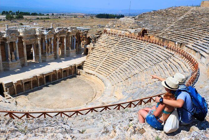 Full-Day Pamukkale & Hierapolis Guided Tour w/Lunch from Antalya - Transportation, group size, and the one comfort complaint to plan around