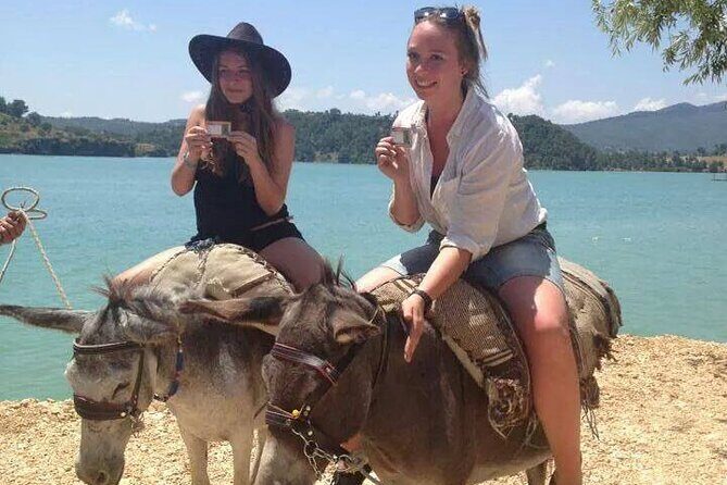 Green Canyon Boat Trip and Bus Safari Tour w/Lunch - Group size and comfort: what to expect on a full day
