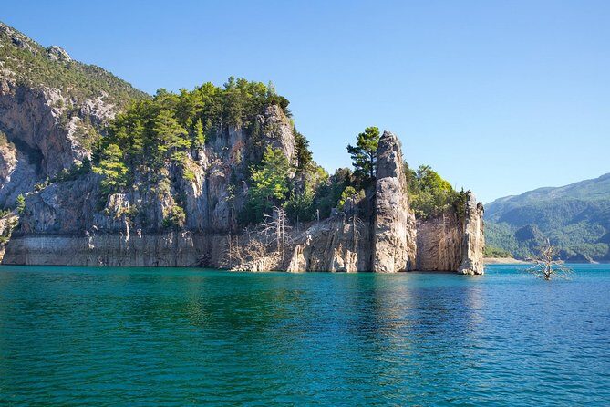 Green Canyon Boat Trip with Lunch From Side - Lunch by the water: included, but don’t expect fine dining