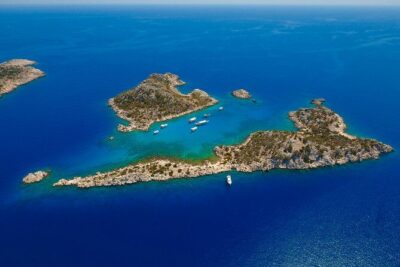 Kas: Kekova Island Sunken City & Historical Sites Boat Tour - Getting on board in Kaş: meeting point and what the boat setup means