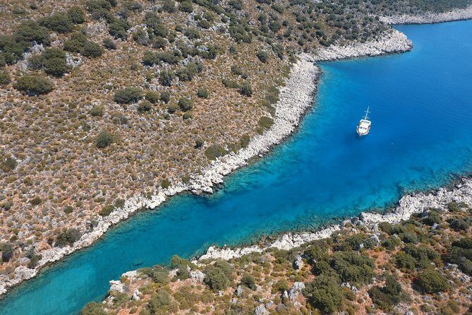 Kas: Kekova Island Sunken City & Historical Sites Boat Tour - Captain Style, English Guidance, and the Small Details That Matter
