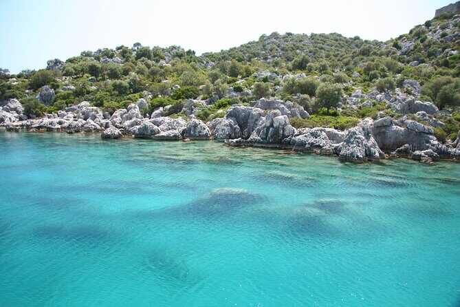 Kekova Private Full-Day Boat Trip - Pirate Cave: a quick photo stop that still feels fun