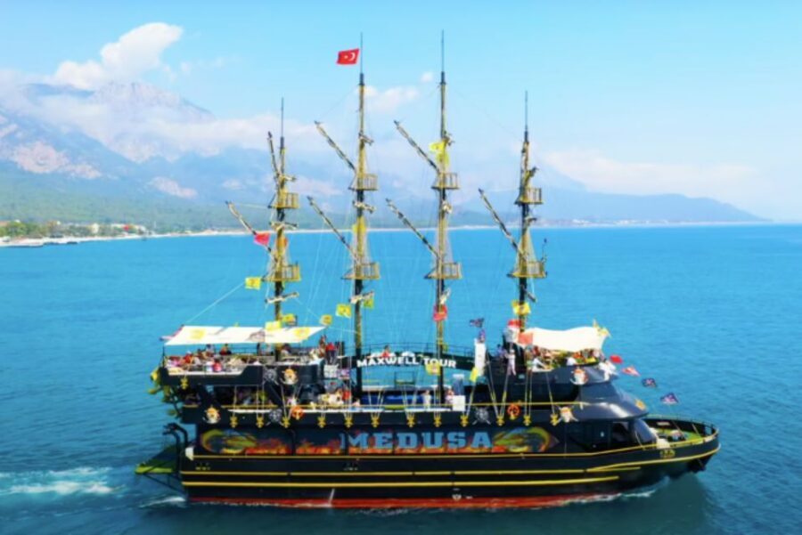 Kemer/Antalya/Belek/Kundu, Exciting Pirate Ship Adventure - Cennet Bay Swim: Fresh Meets Salt in a Relaxing Hour