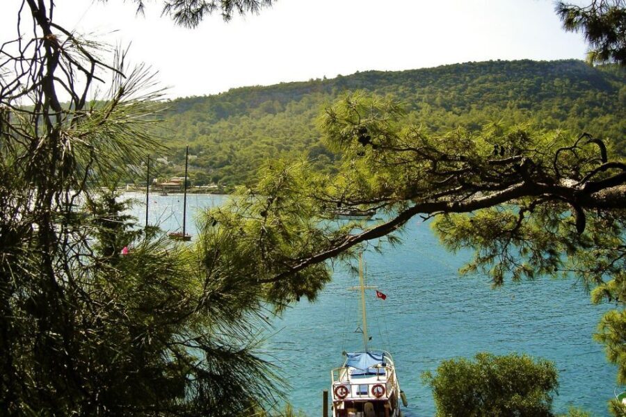Kemer Full-Day Pirate Boat Trip with Lunch - The fun side: foam party, seating, and onboard energy