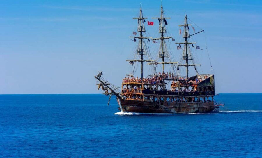Kemer Pirate Boat Trip with Transfer - Pirates caves to Tahtalı Mountain: the view part you shouldn’t skip