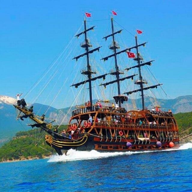 Kemer Pirates Boat Trip - Cennet Bay foam party: fun on the surface, less structure underneath