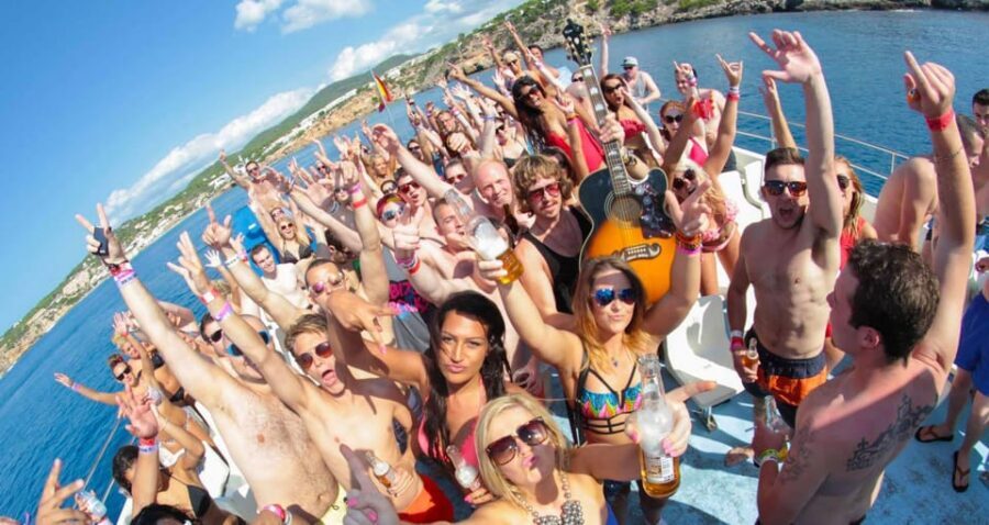 Kemer Pirates Boat Trip - What’s onboard (and what you need to bring)