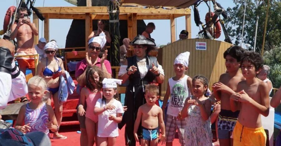 Manavgat River Boat Tour and Free Time at the Market - Your First Cruise Segment: Getting the River View Early