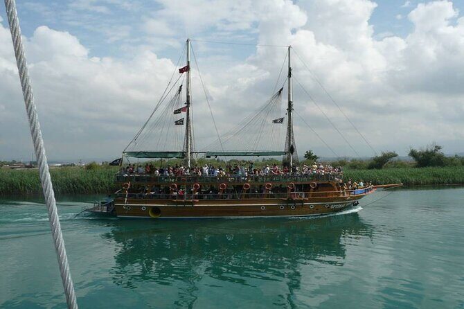 Manavgat River Cruise From Alanya w/ Hotel Transfer Service - Lunch on the Boat: Included, Timed, and Convenient