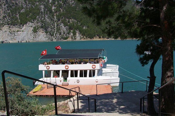Monster Green Canyon Safari with Lunch - The lake swim: your best chance to cool off