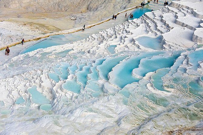 Pamukkale Hierapolis and Cleopatra's Pool Tour with lunch from Antalya - The 7:00 am start: getting out of Antalya without losing the day