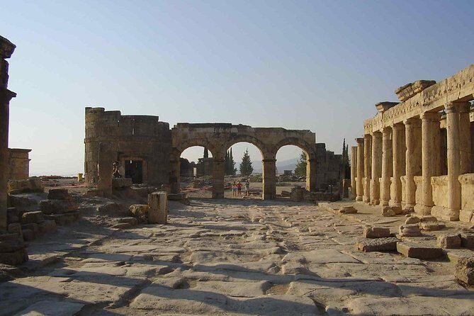 Pamukkale Small Group Guided Tour from Antalya incl. Lunch - Small-group guide time (max 15): what you gain beyond the ticket