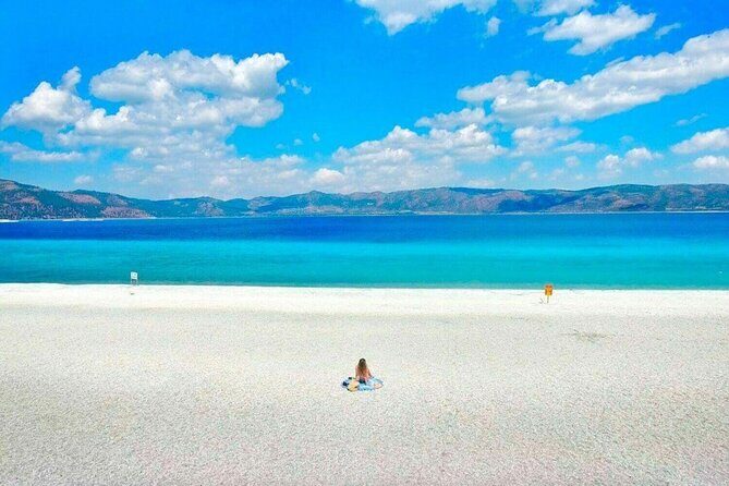 Pamukkalea and Salda Lake Tour with Breakfast-Lunch-Dinner - Hierapolis & Pamukkale: travertines, Roman ruins, and your real time on-site