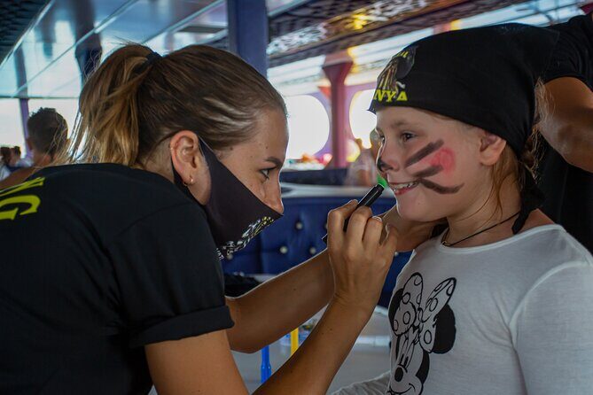 Pirate Adventure Cruise incl. Lunch from Side - Crowds, comfort, and the kind of day this is