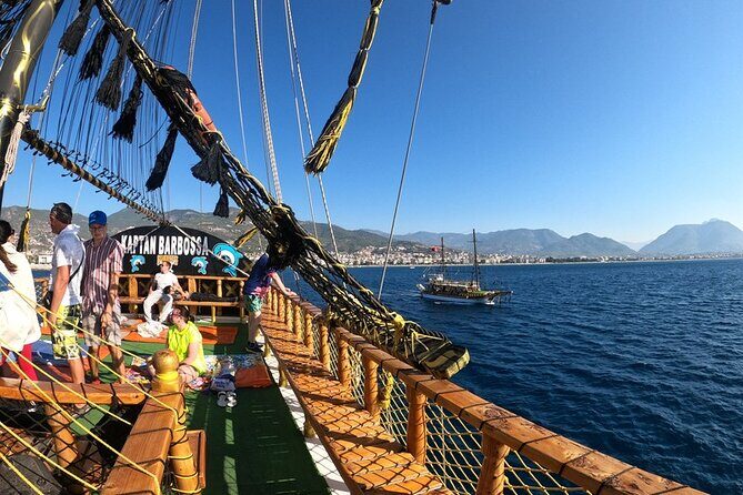 Pirate Boat Tour in Alanya: A Relaxing Day Out with Lunch - Getting Picked Up at 9:00: How Logistics Affect Your Day