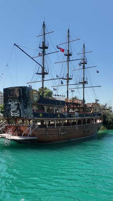 River Cruise Tour Lunch Soft Drinks Foam Party Caretta Swim - Final Bosphorus swim and getting back to land